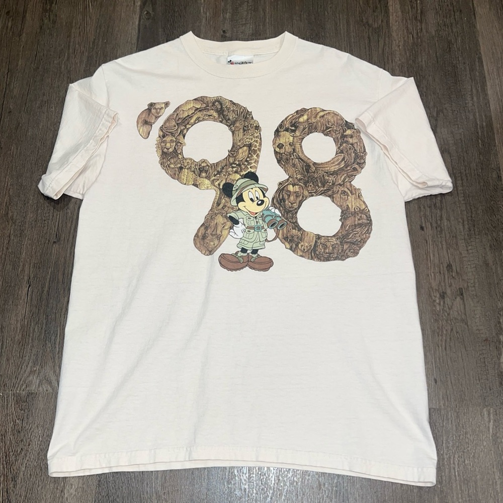 Vintage Disney Animal Kingdom Mickey Mouse 98 Cream T-Shirt with Graphic Design